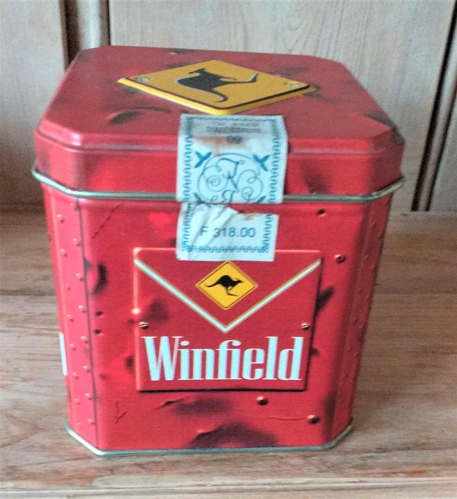 Ancienne boîte en métal - cigarettes Winfield, Enlèvement ou Envoi, Utilisé