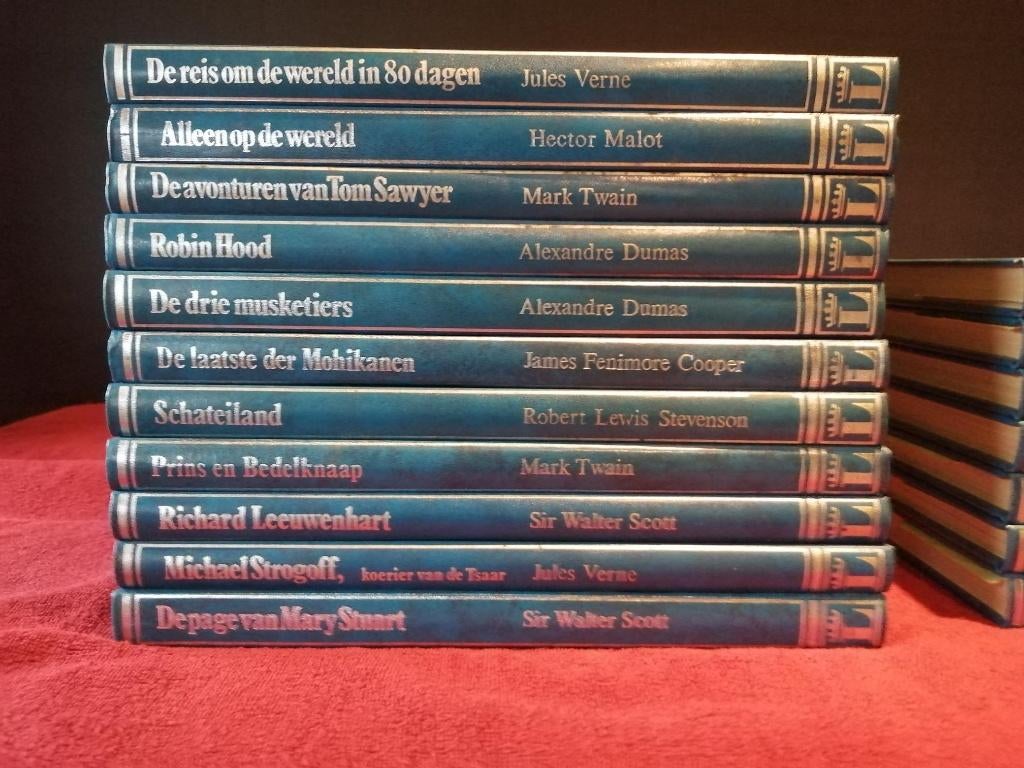 Wereldberoemde jeugdboeken voor jongeren en volwassenen., Boeken, Ophalen, Zo goed als nieuw, Diverse auteurs