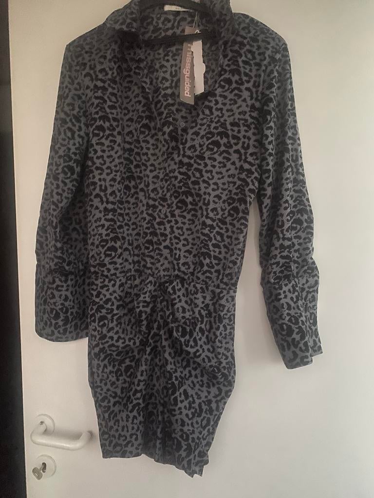 Robe chemisier leopard gris, Enlèvement, Comme neuf, Gris