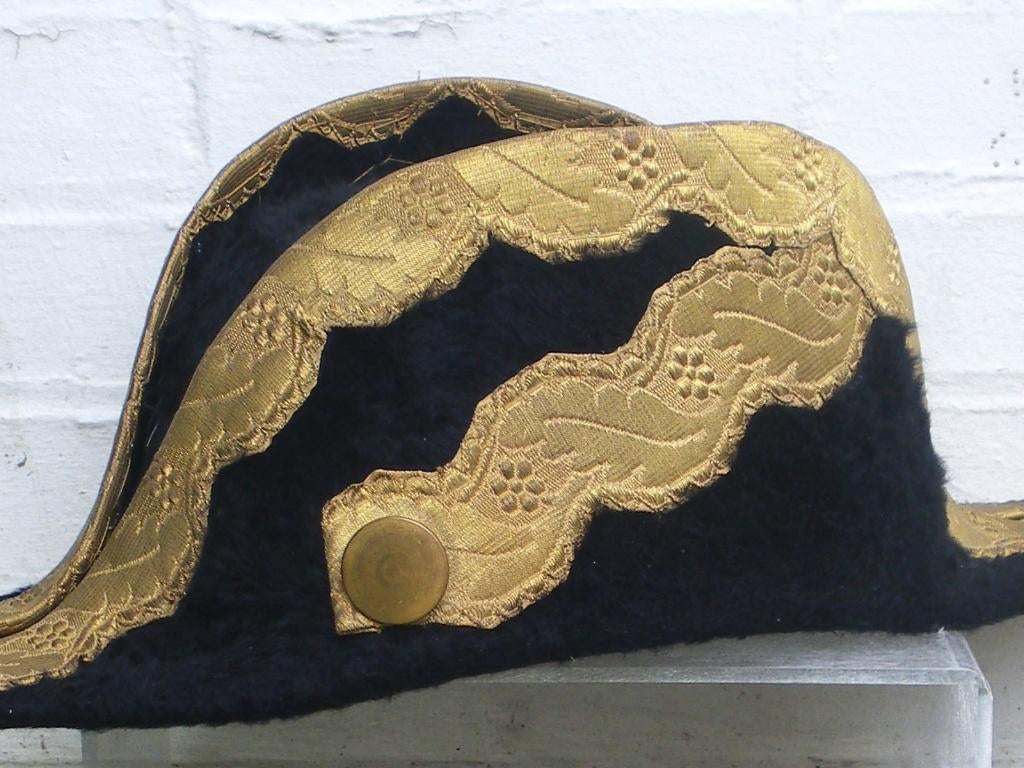 Bicorne belge d'employé d'église fabrication Billaux-Grossé, Verzamelen, Militaria | Algemeen, Overige soorten, Helm of Baret