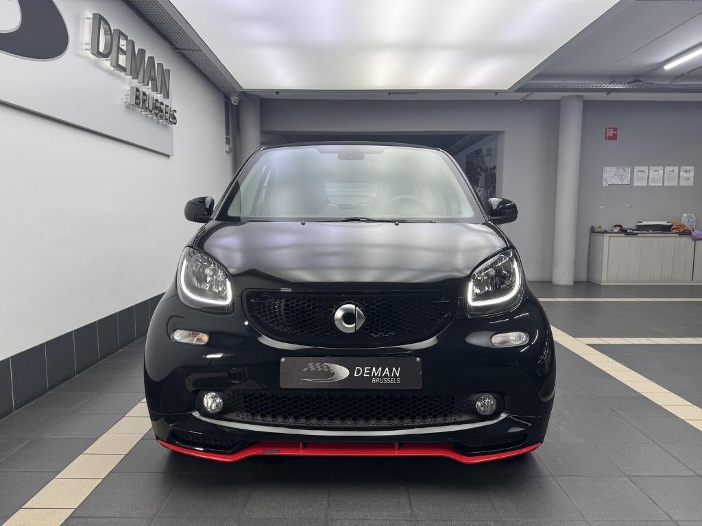 Smart ForTwo Coupe „Nightrunner”- Look Brabus, Automaat, Achterwielaandrijving, Start-stop-systeem, Zwart