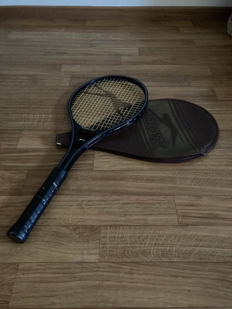 Raquette de tennis et étui, Sports & Fitness, Squash, Enlèvement, Comme neuf, Raquette