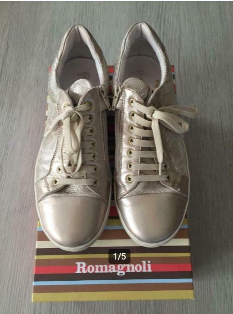 Schoenen / Sneakers Romagnoli - maat 39, Kinderen en Baby's, Meisje, Schoenen, Ophalen of Verzenden, Zo goed als nieuw