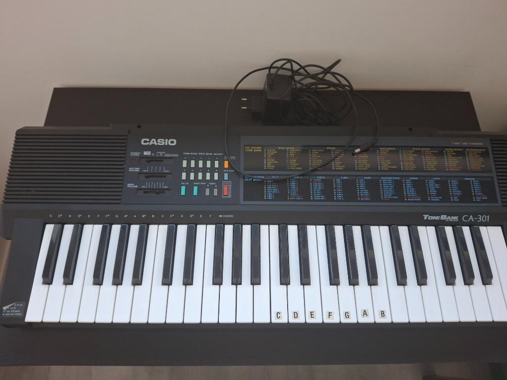piano - Tone Bank Keyboard CASIO CA-301, Muziek en Instrumenten, Ophalen, Zo goed als nieuw, Zwart, Piano