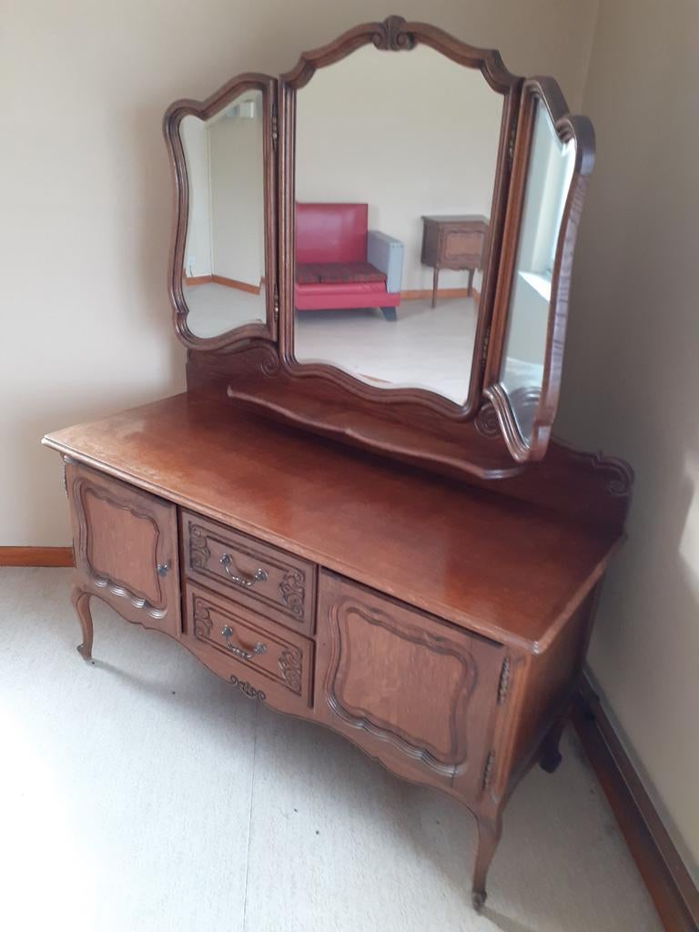 Vintage slaapkamer, Huis en Inrichting, Tafels | Kaptafels, Ophalen