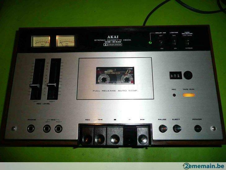 stéréo cassette deck   AKAI - CS34D  pour pièces, Enlèvement ou Envoi, Simple, Akai, Auto-reverse
