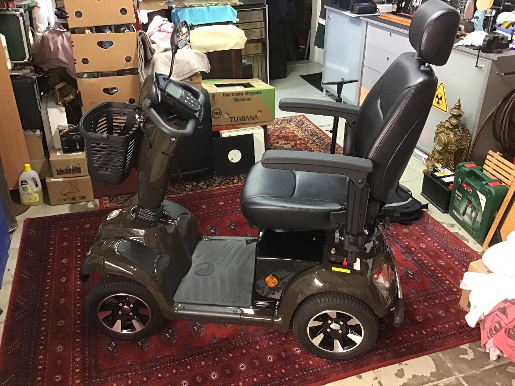 Scootmobiel Vermeiren Carpo 4 limited edition bruin nieuw, Diversen, Ophalen, Zo goed als nieuw, 36 t/m 45 km, Vermeiren