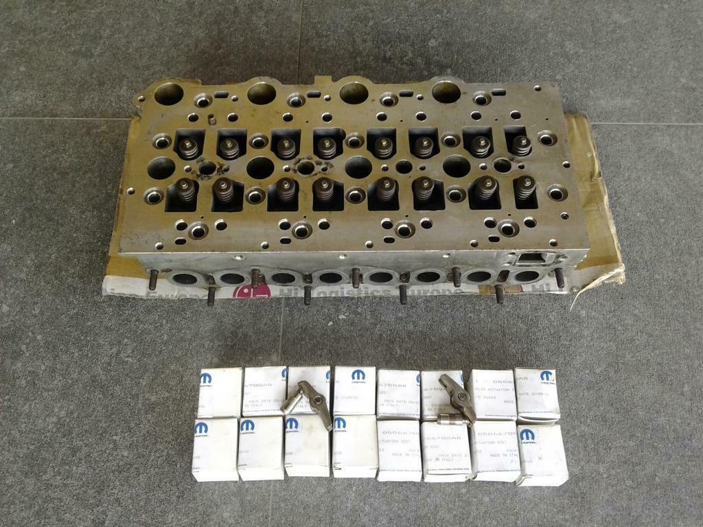 Culasse /poussoirs /culbuteurs CHRYSLER Voyager RG, Gebruikt, Chrysler