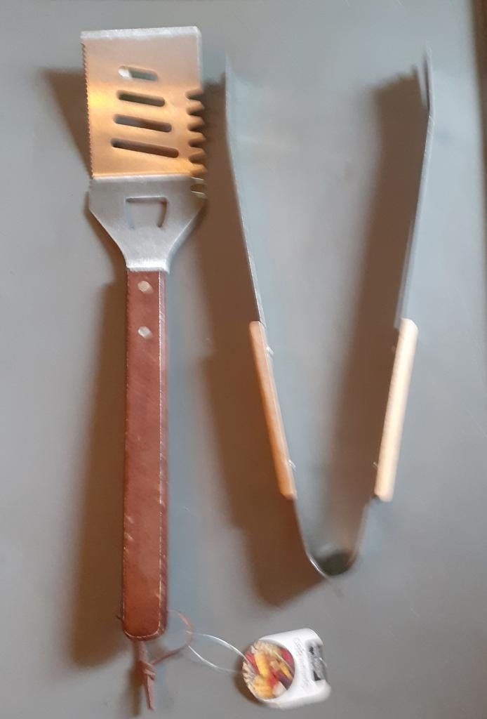 2 accessoires pour cuisson sur barbecue (lot2), Ophalen of Verzenden, Zo goed als nieuw