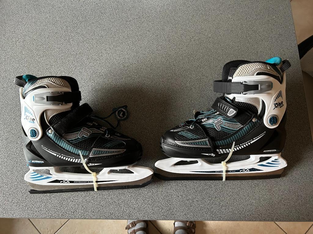 schaatsen, Sport en Fitness, Schaatsen, Ophalen, Zo goed als nieuw, IJshockeyschaatsen