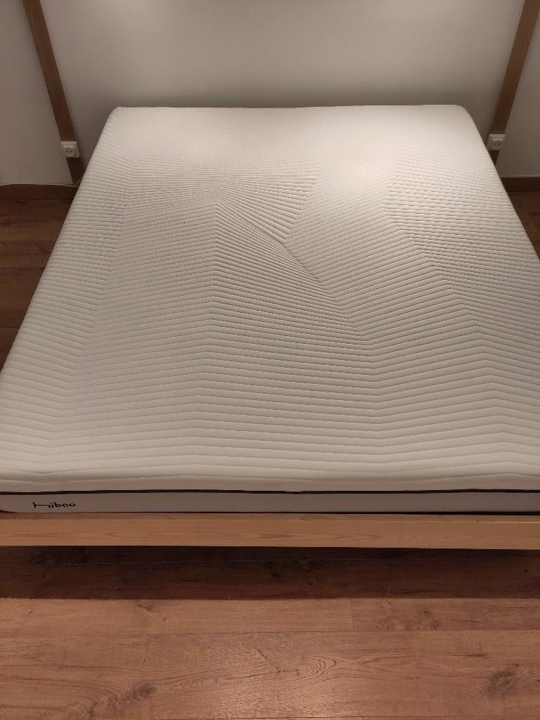Matelas quasi neuf Hiboo, Maison & Meubles, Chambre à coucher | Lits, Comme neuf, Deux personnes, 160 cm, 200 cm, Tissu, Blanc