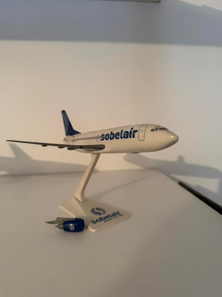 Sobelair Airbus A320/A321 modèle réduit avec support, Enlèvement, Utilisé, Modèle réduit