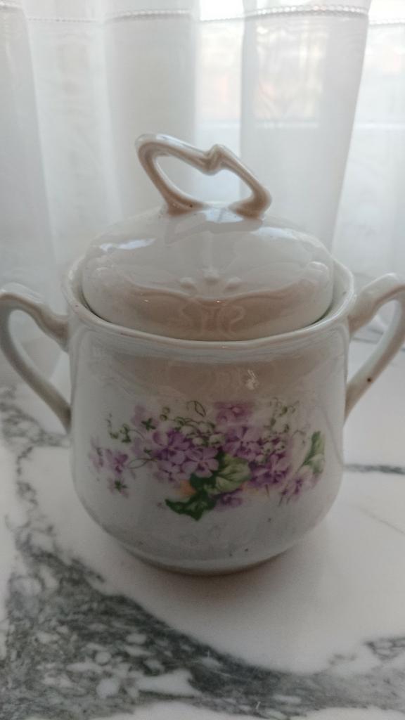 Sucriers et pot à lait, Enlèvement ou Envoi