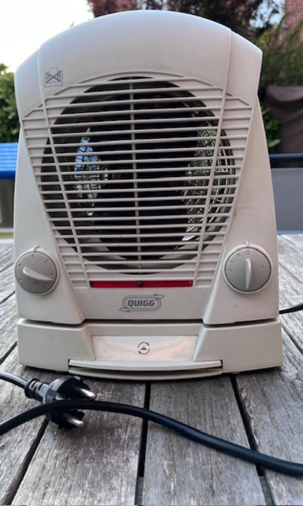 verwarm toestel, Elektronische apparatuur, Airco's, Gebruikt, Tafel- of Grondventilator, Minder dan 60 m³, Ophalen of Verzenden