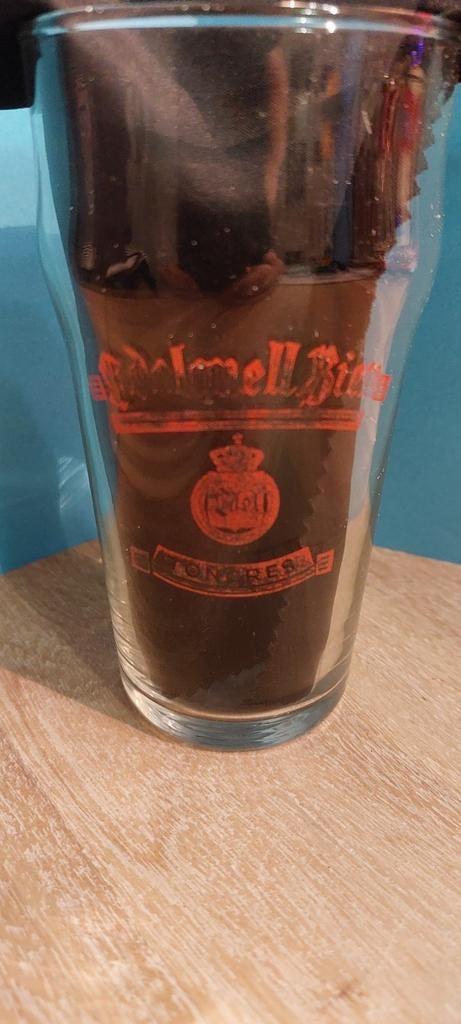 Oud rood gezuurd glaasje Edelquel  Tongeres ., Ophalen of Verzenden, Gebruikt, Glas of Glazen, Overige merken