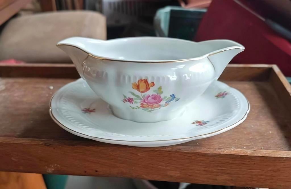 RARE : Saucière en porcelaine de Baudour, Enlèvement