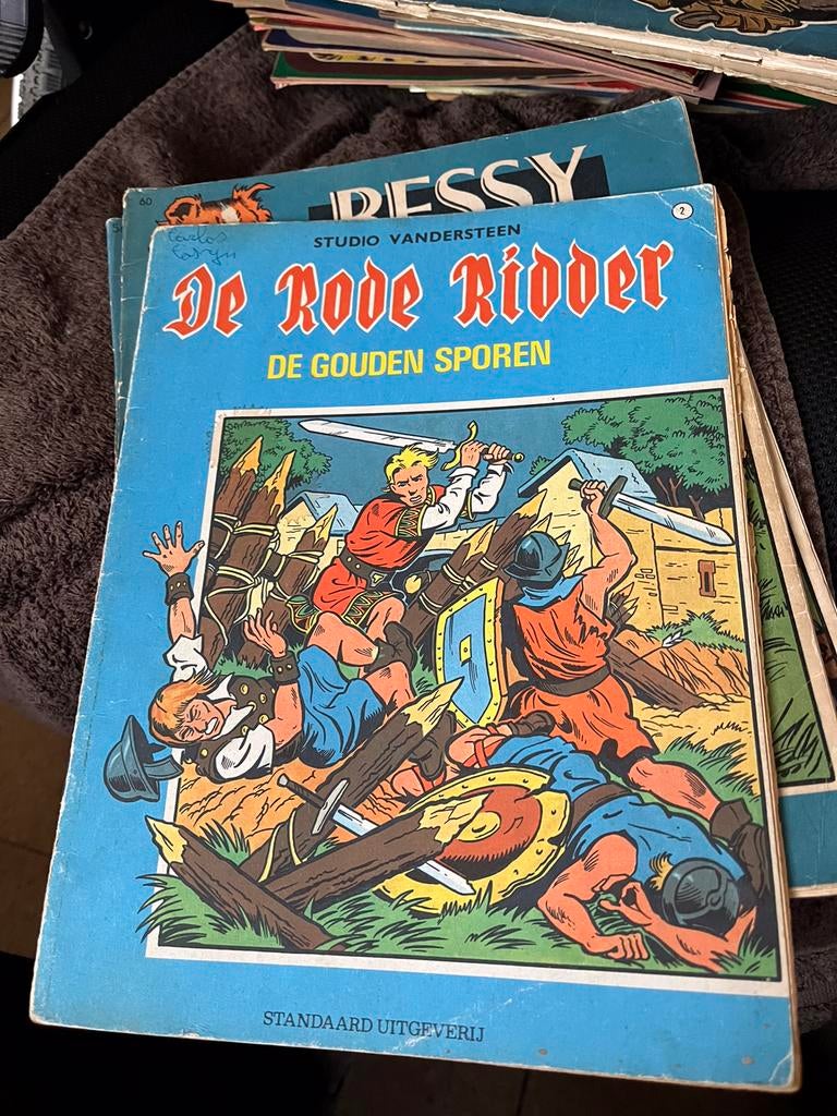 Stripverhalen de rode ridder, Ophalen of Verzenden, Zo goed als nieuw