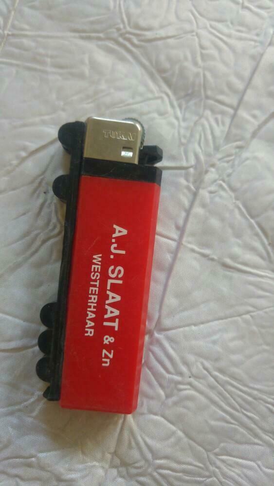 Briquet Aansteker Tokai Camion Slaat & Zn red vide, Enlèvement ou Envoi, Utilisé, Briquet