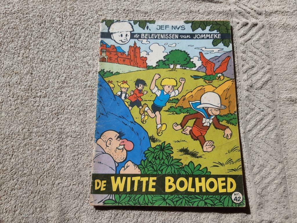 Jommeke.42.De witte bolhoed., Eén stripboek, Ophalen of Verzenden, Gelezen