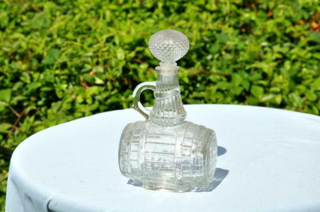 § carafe tonneau en verre, Antiquités & Art, Enlèvement ou Envoi