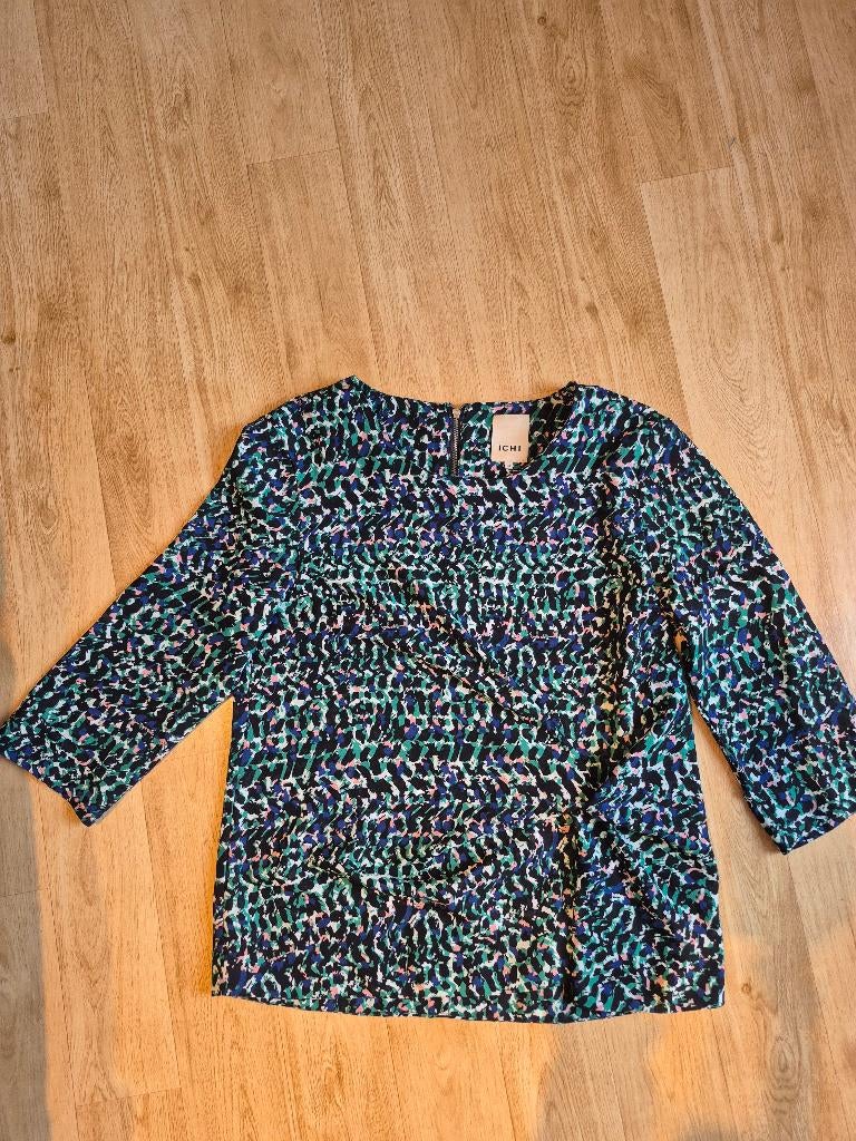 Blouses femmes taille 36,38,40, Kleding | Dames, Blouses en Tunieken, Ophalen