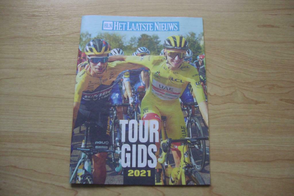 Tourgids 2021 (Het Laatste Nieuws), Boeken, Tijdschriften en Kranten, Ophalen of Verzenden, Gelezen, Krant