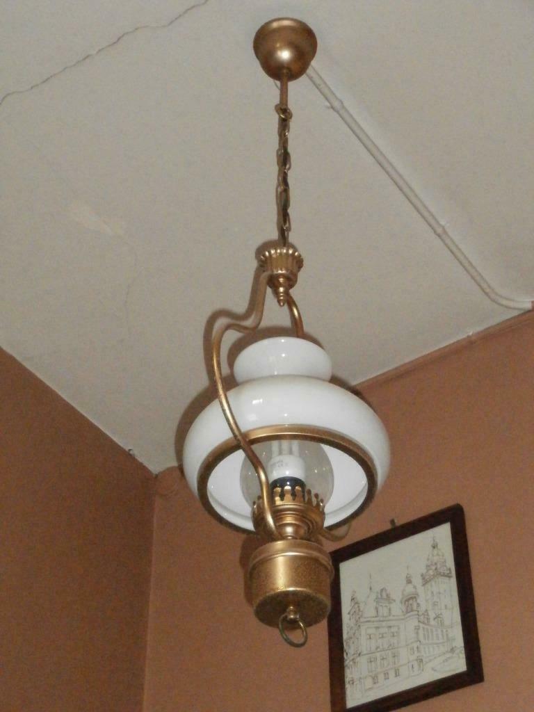 Lustre en forme de lampe à huile, Enlèvement, Utilisé