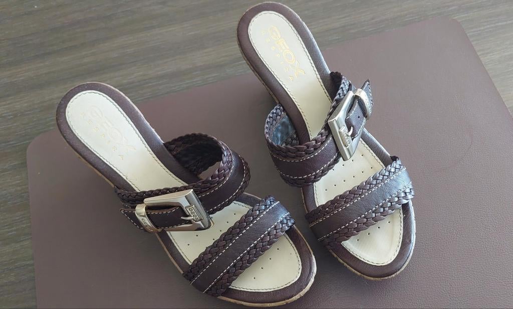 Superbes cales GEOX. Taille 39, Enlèvement ou Envoi, Comme neuf