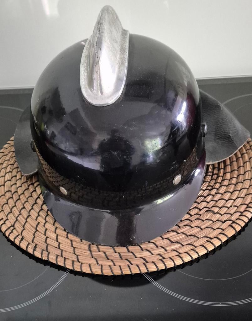 Ancien casque de pompier, Enlèvement, Utilisé