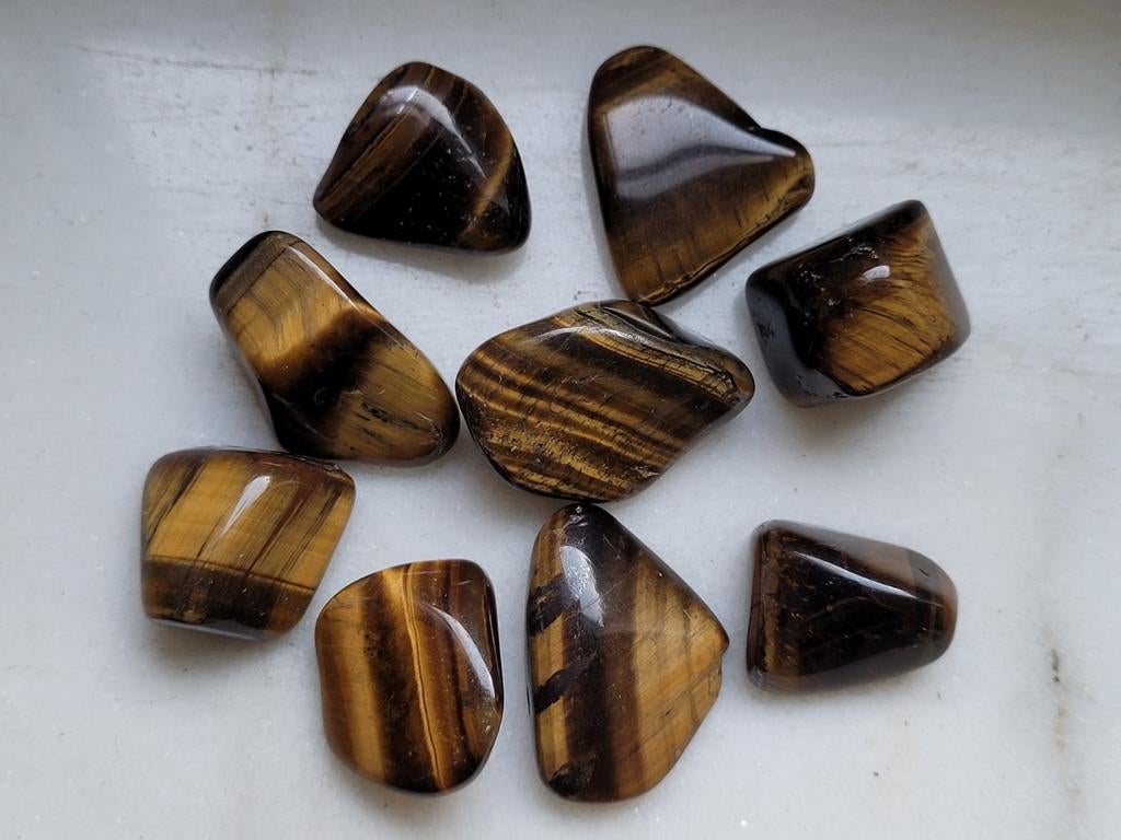 Oeil de tigre 9 pièces du Brésil (2), Enlèvement ou Envoi, Minéral