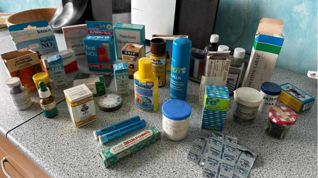 Pharmacie pour aquarium, Animaux & Accessoires, Poissons | Aquariums & Accessoires, Enlèvement ou Envoi, Utilisé, Autres types