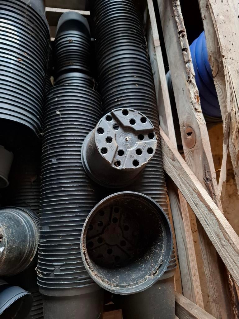 bloempotten, plastiek potten , kweekpotten 1,5 liter, Tuin en Terras, Kweekspullen, Ophalen, Gebruikt