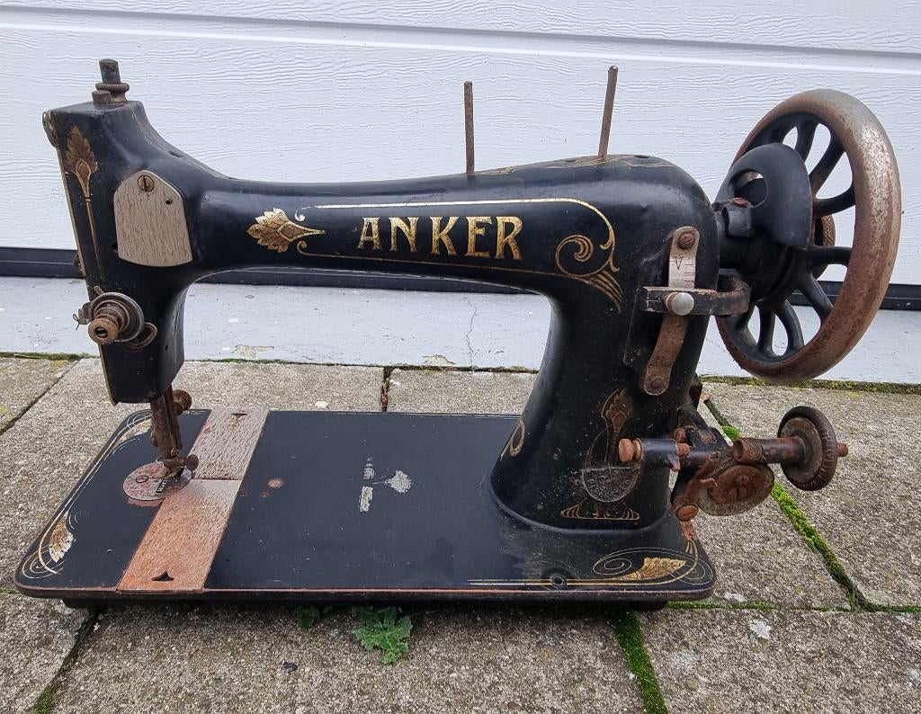 Vintage naaimachine ANKER, Ophalen