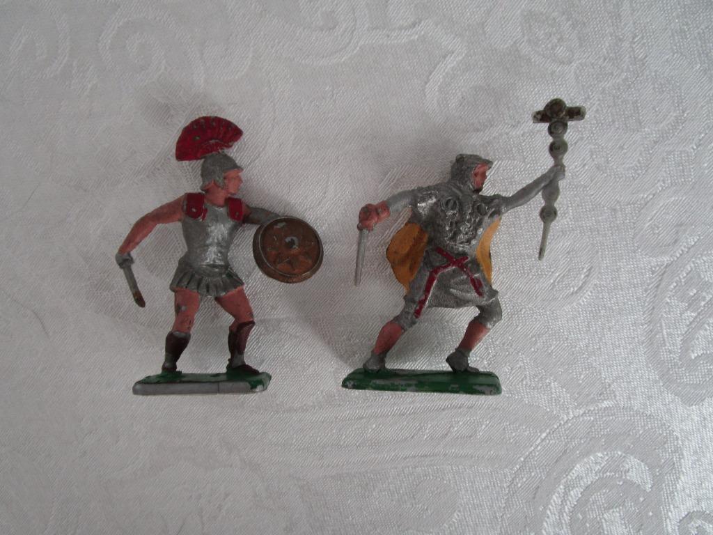 Crescent toy, Romeinen, Ophalen, Gebruikt
