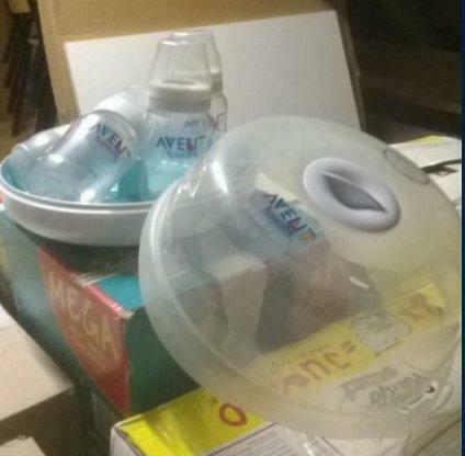 Avent: 4 flessen + flessensterilisator, Ophalen of Verzenden, Gebruikt, Sterilisator