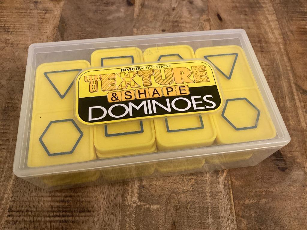Texture & shape dominos - Invicta education, Ophalen of Verzenden, Gebruikt, Invicta