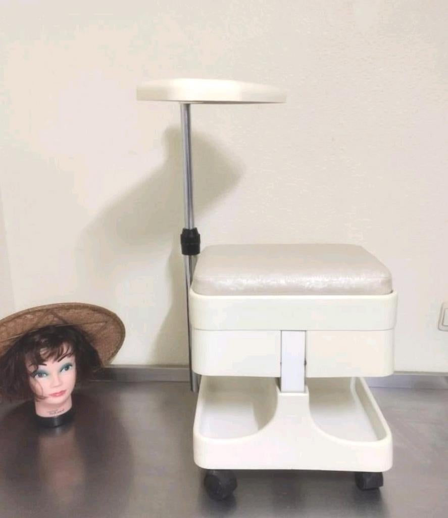 🟣 💅🪮💄 vintage manucure rangement chaise année 1980, Maison & Meubles, Chaises, Utilisé, Une, Synthétique, Métal, Tissus, Autres matériaux