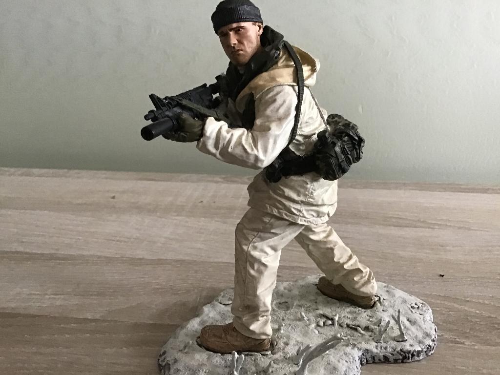 mcfarlane military serie 4, Ophalen of Verzenden, Zo goed als nieuw, Film, Actiefiguur of Pop