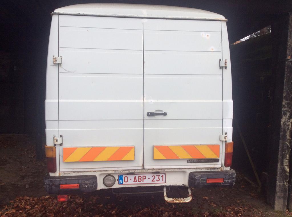 Mercedes 608D verhoogde oldtimer bus., foto 3
