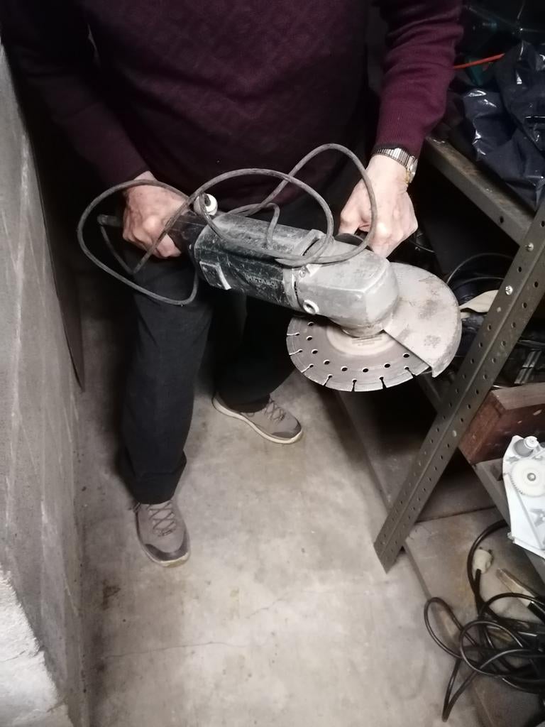 Rectifieuse Metabo pour disques de 230 mm, Enlèvement