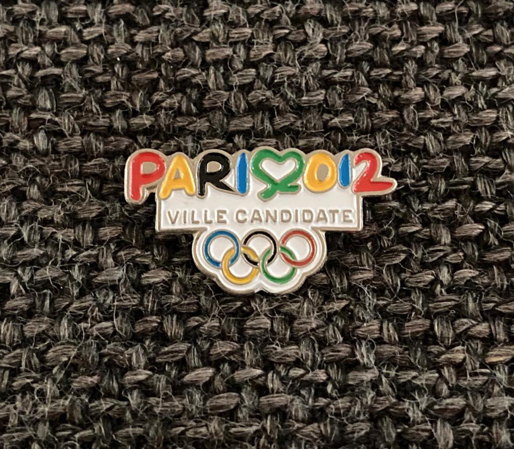 PIN - PARIS 2012 - VILLE CANDIDATE - JEUX OLYMPIQUES, Verzenden, Gebruikt, Sport, Speldje of Pin