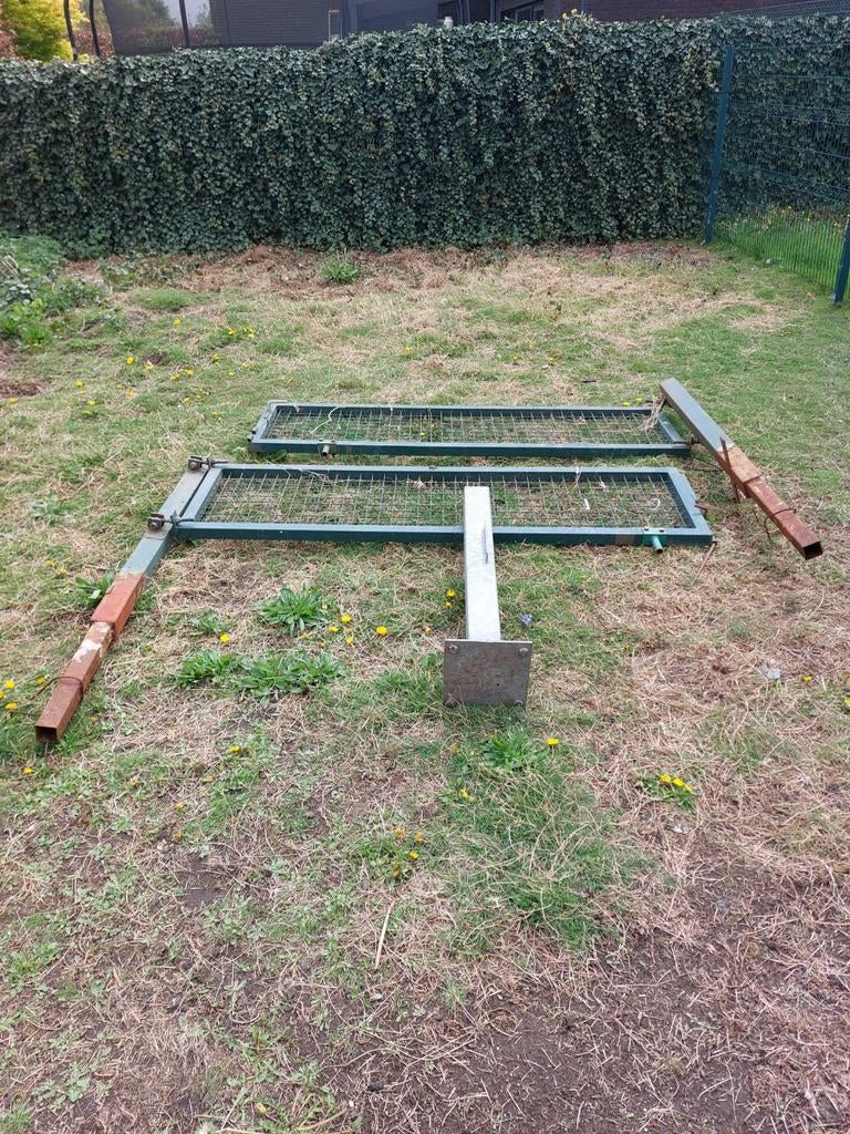 metalen doorlooppoort voor dieren, Doe-het-zelf en Bouw, Ophalen, Gebruikt, IJzer
