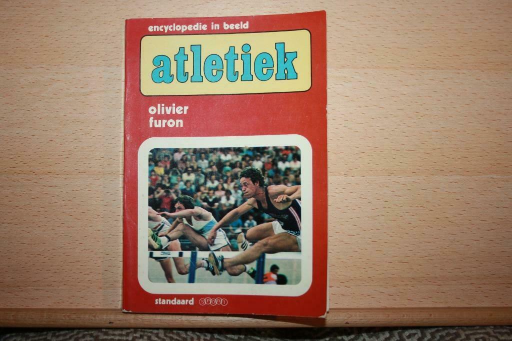 Atletiek – Olivier Furon Encyclopedie in beeld, Boeken, Sportboeken, Gelezen, Lopen en Fietsen, Ophalen of Verzenden