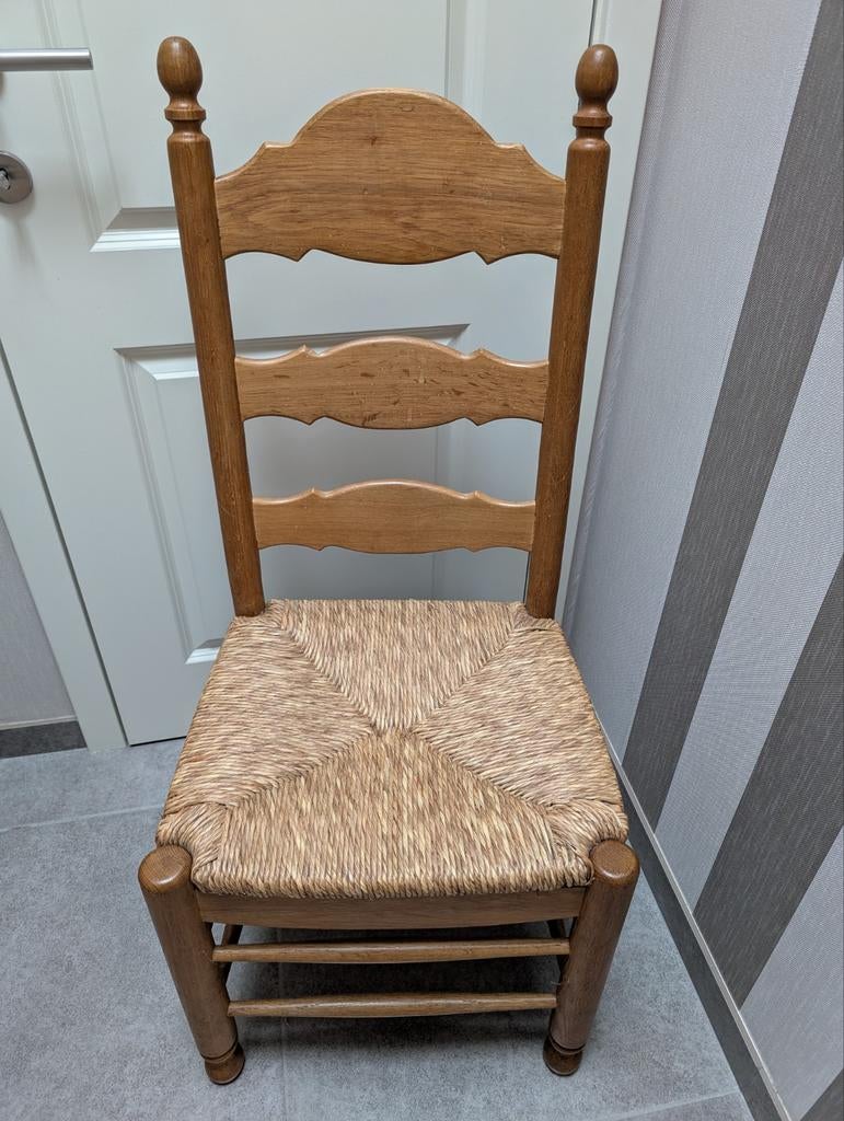 6 eiken stoelen met rieten zit. Gratis af te halen., Enlèvement