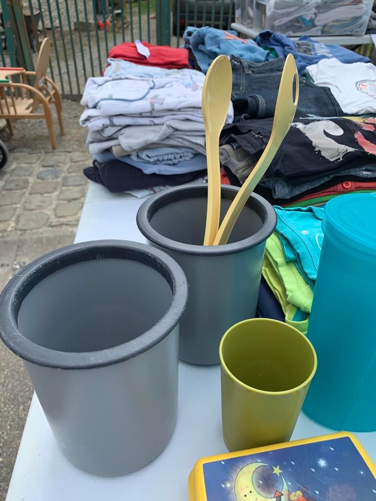 Tupperware pot ustensile - pince à salade - gobelet - pichet, Enlèvement, Utilisé