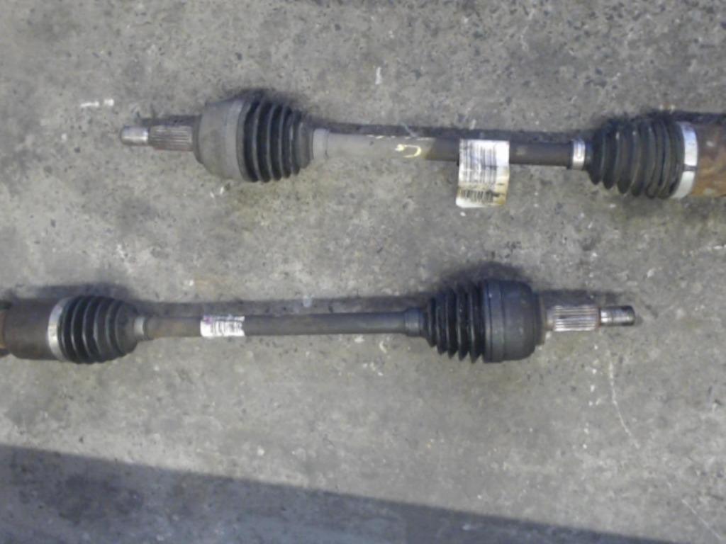 Cardan droit Renault Clio 3 1.2i 55kw 2005-2009 LP/13526, Ophalen of Verzenden, Gebruikt, Renault