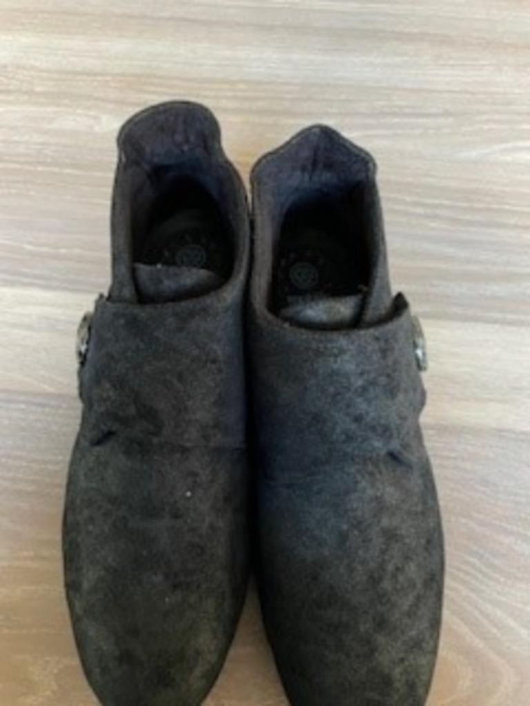 BOTTE BASSE NOIRE, Comme neuf, Enlèvement, Boots et Botinnes, Noir