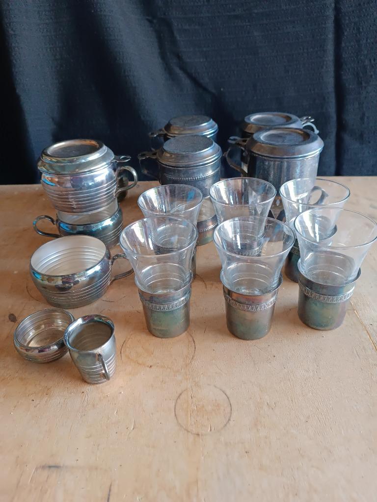 A vendre tasse cafe filtre et verre vintage, Enlèvement, Autres types