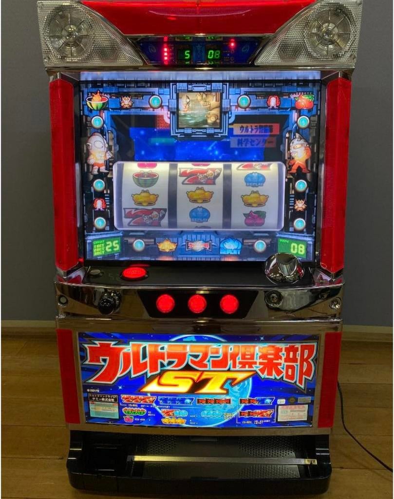 Ultraman Club ST 3, Verzamelen, Automaten | Gokkasten en Fruitautomaten, Ophalen, Zo goed als nieuw