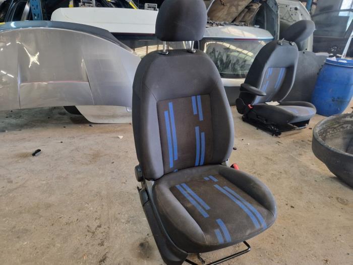 Stoel rechts van een Fiat Fiorino, Ophalen of Verzenden, 3 maanden garantie, Gebruikt, Fiat